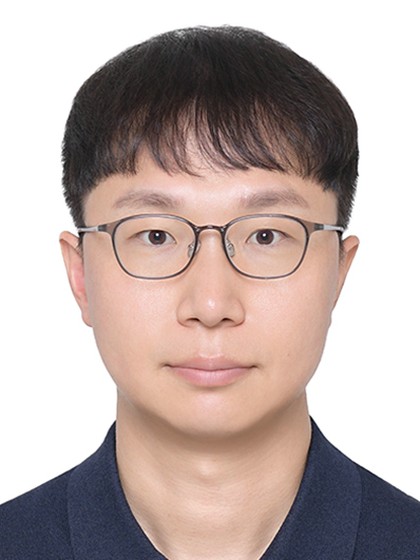 엄정효 감정평가사